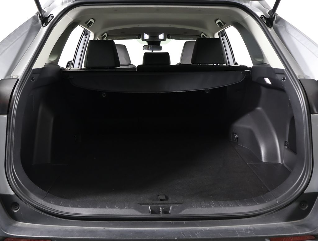 2024 Toyota RAV4 XLE photo 15