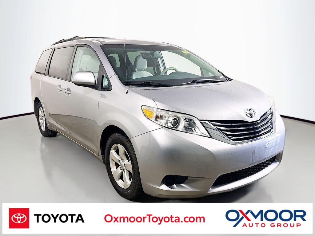 2012 Toyota Sienna LE