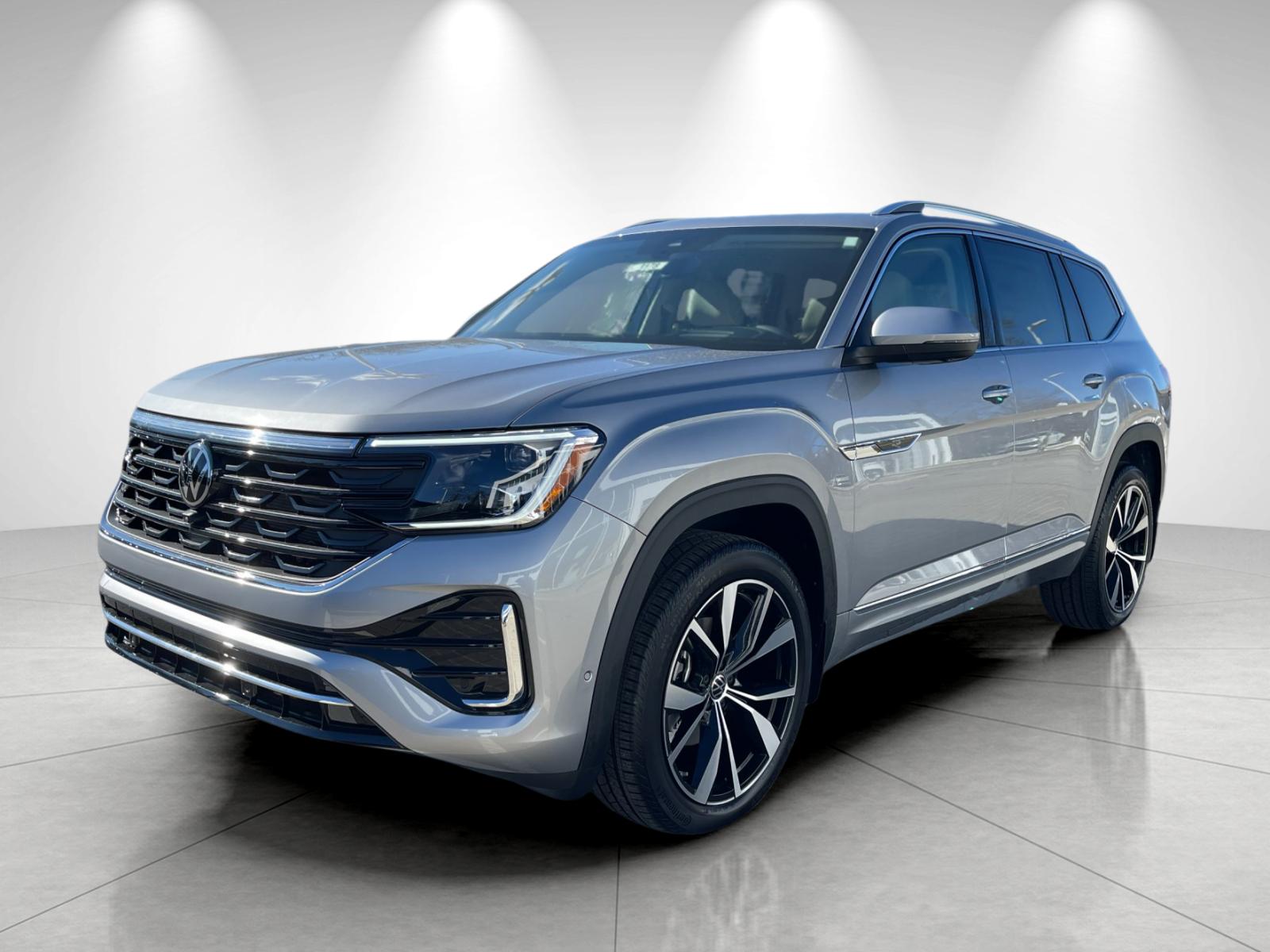 2026 Volkswagen Atlas SEL Premium R-Line's photo