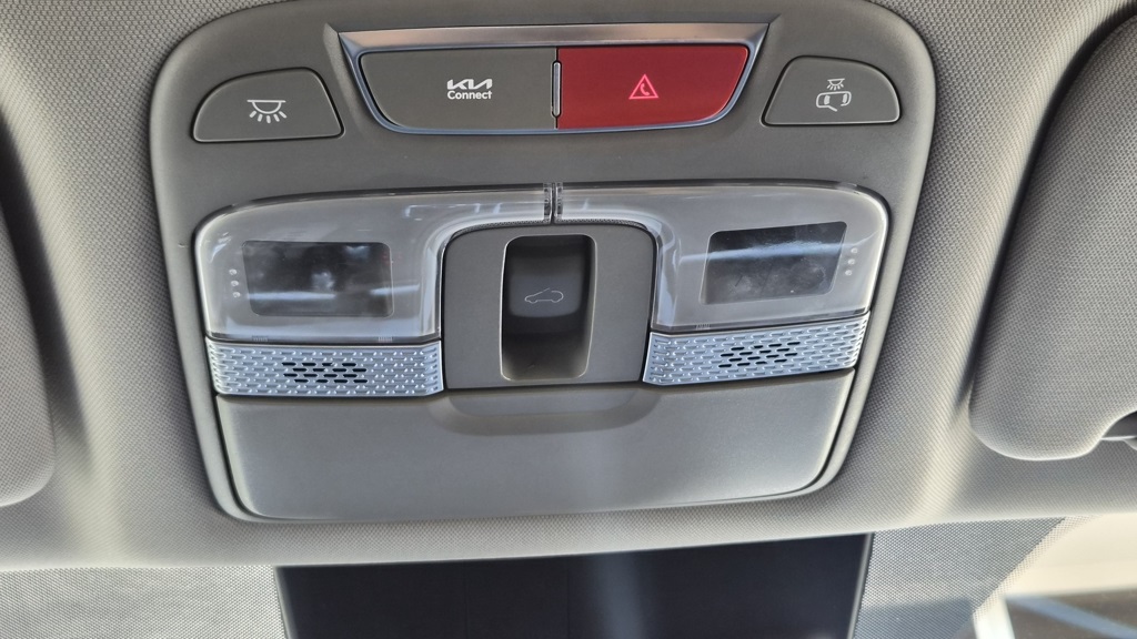 2025 Kia Telluride S photo 25