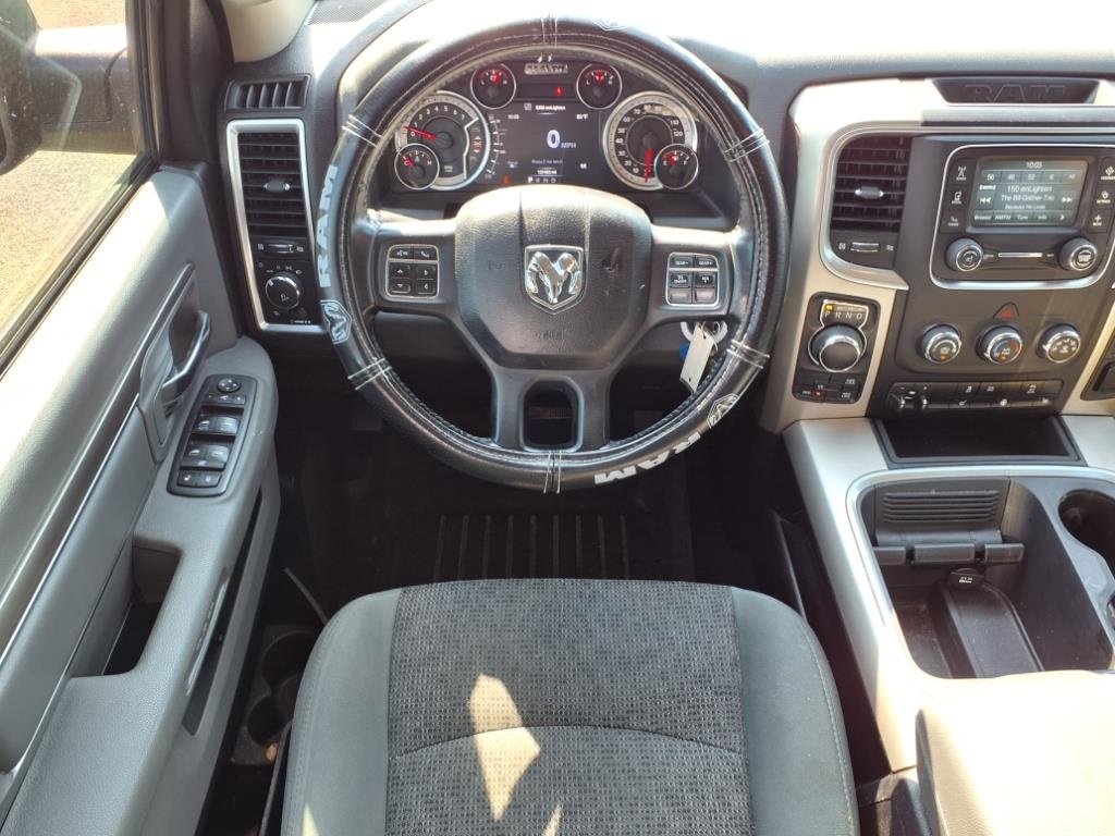 2019 Ram 1500 Classic Warlock photo 11
