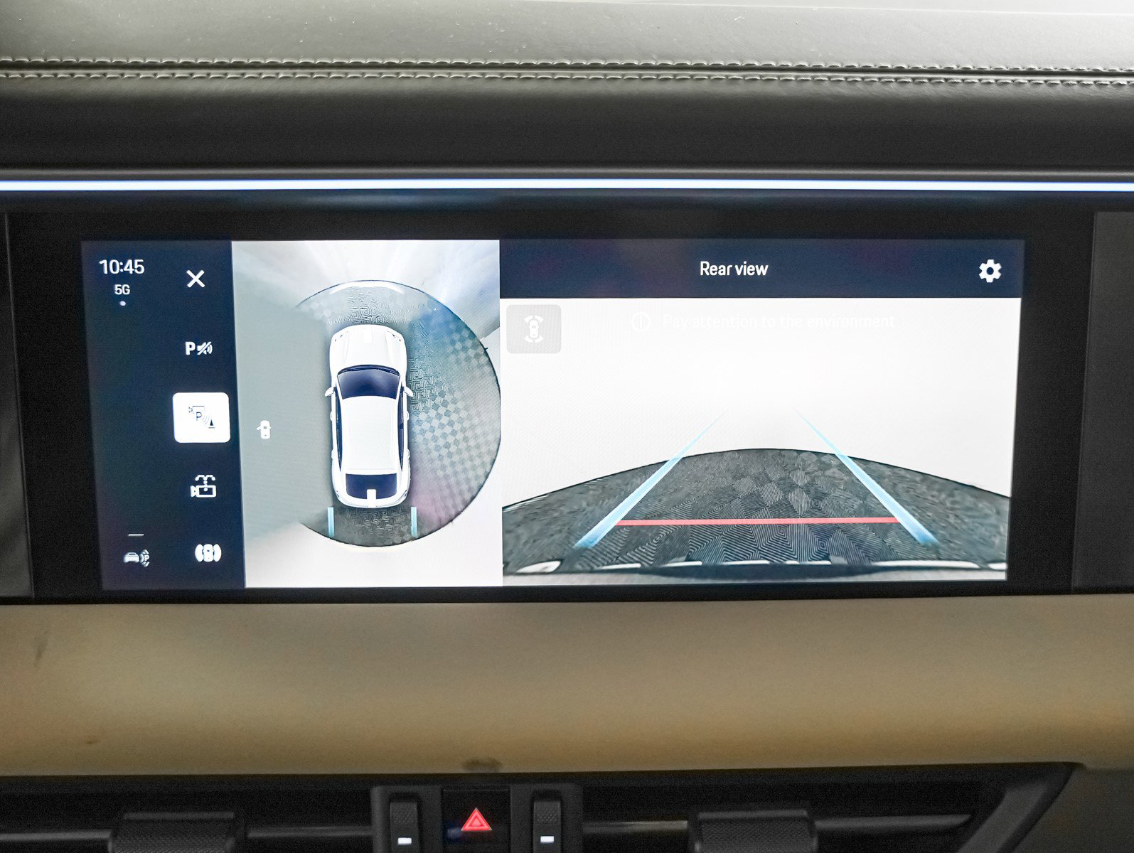 2025 Porsche Macan Electric photo 20