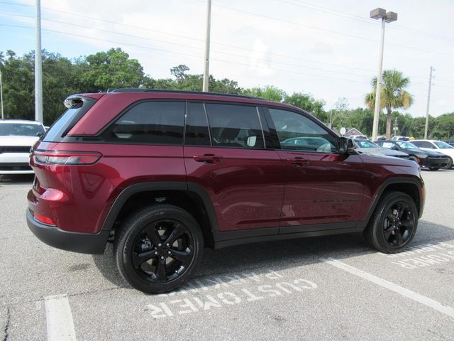 2025 Jeep Grand Cherokee Altitude X photo 6