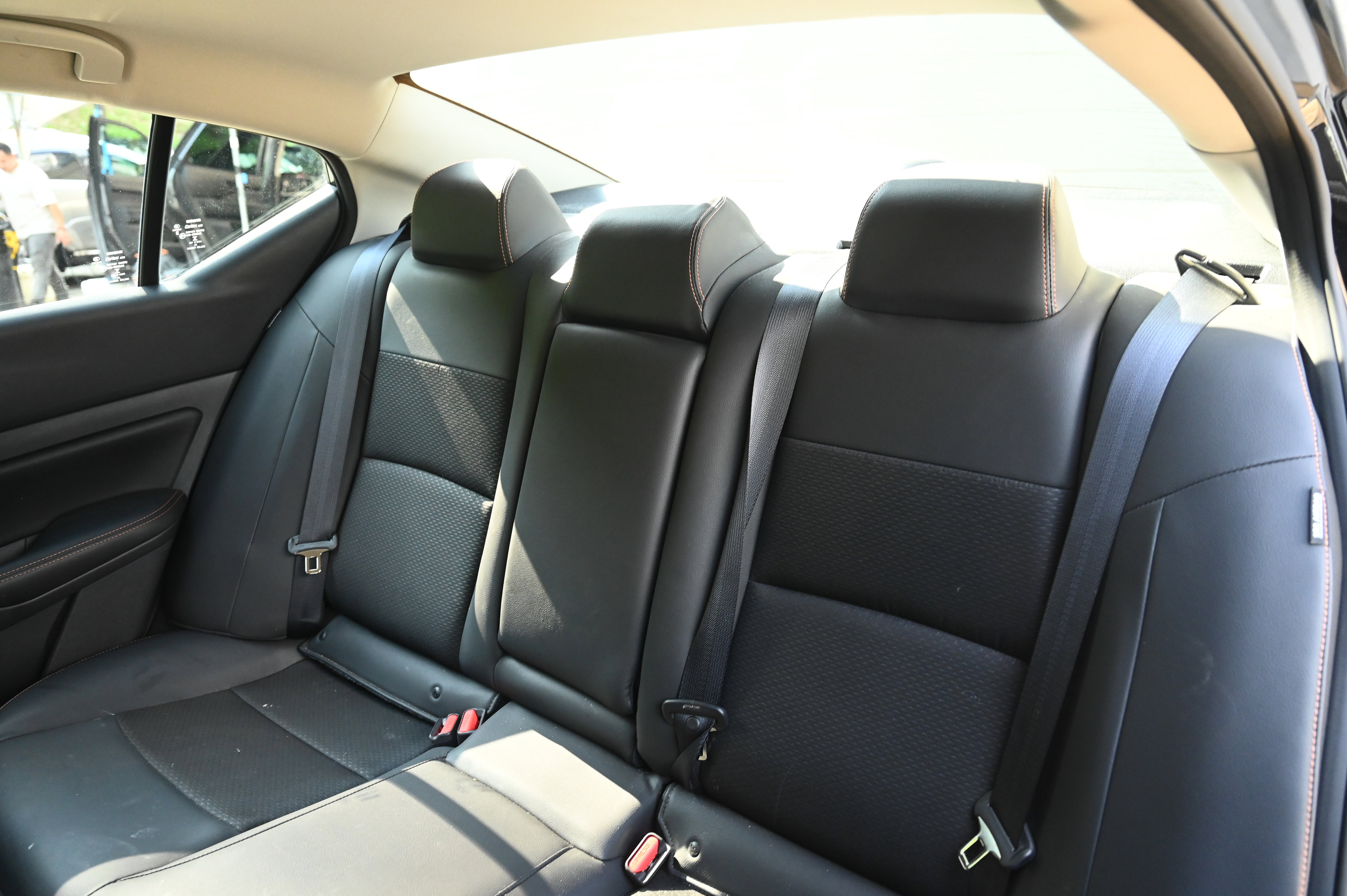 2022 Nissan Altima 2.5 SR photo 21