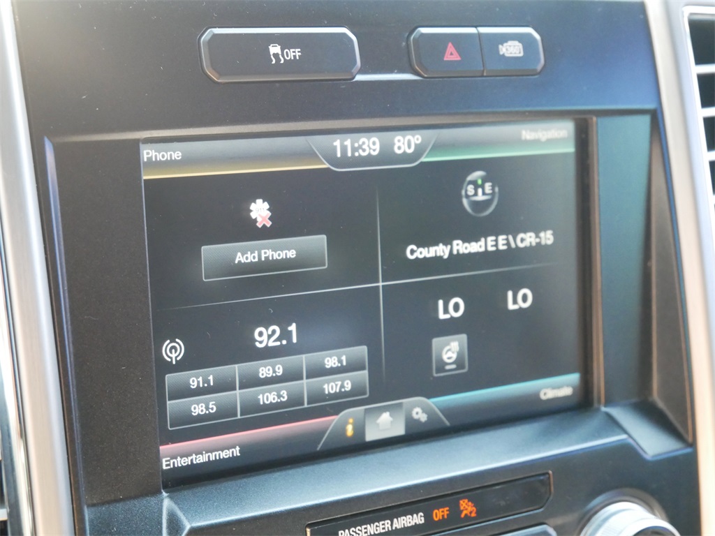 2015 Ford F-150 Platinum photo 19