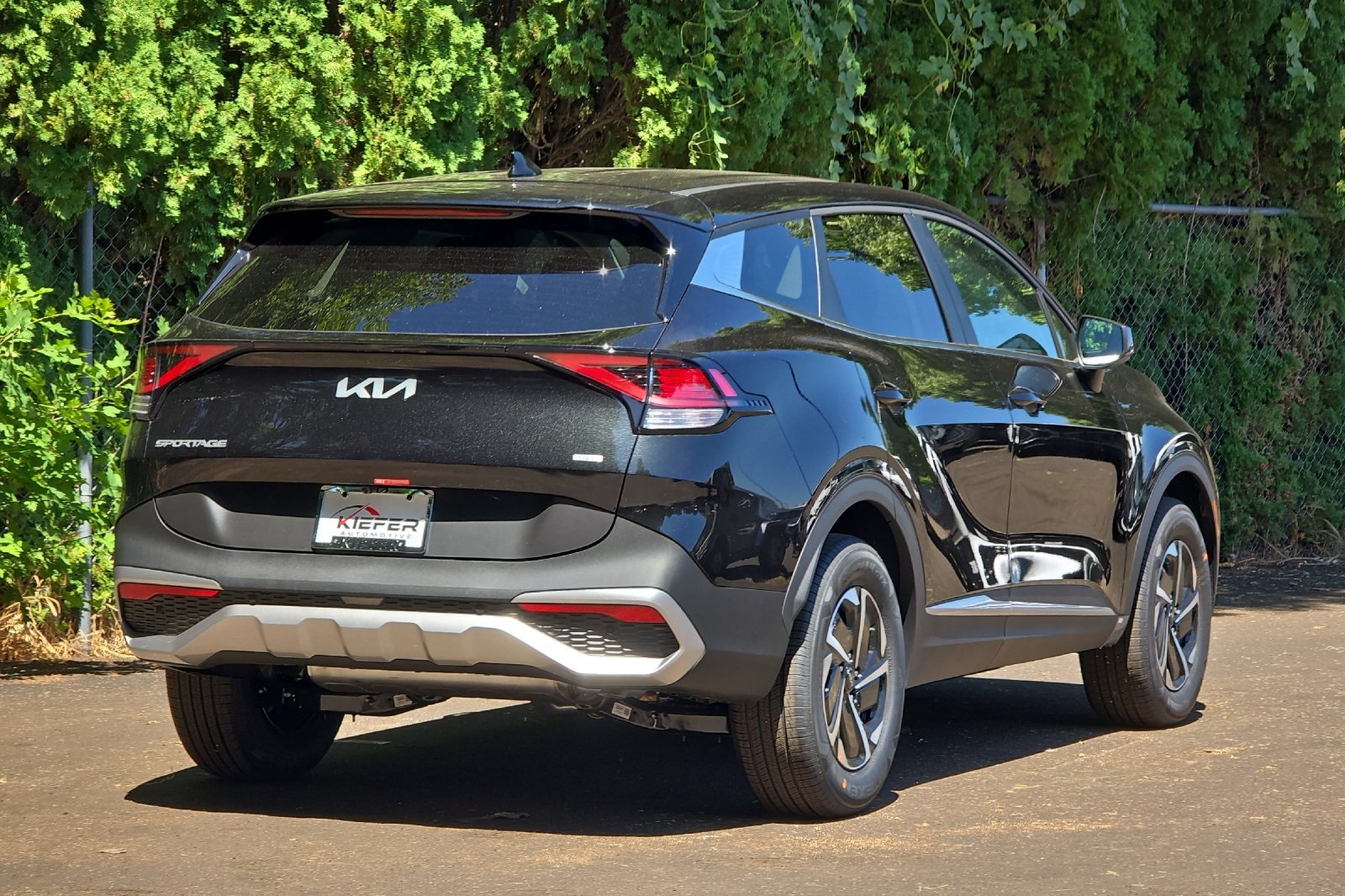 2025 Kia Sportage Hybrid LX photo 3