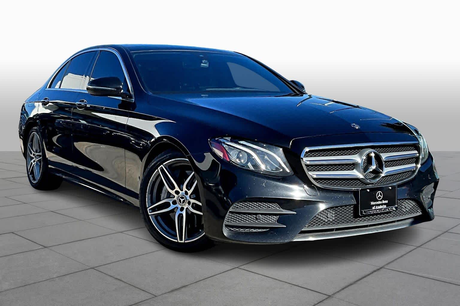2018 Mercedes Benz E 300 photo 2