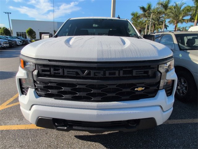 2026 Chevrolet Silverado 1500 Custom photo 4