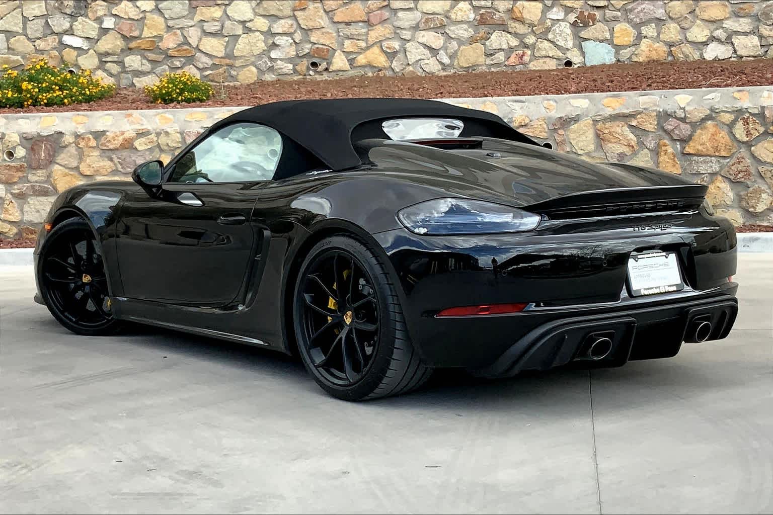 2022 Porsche Boxster Spyder photo 11