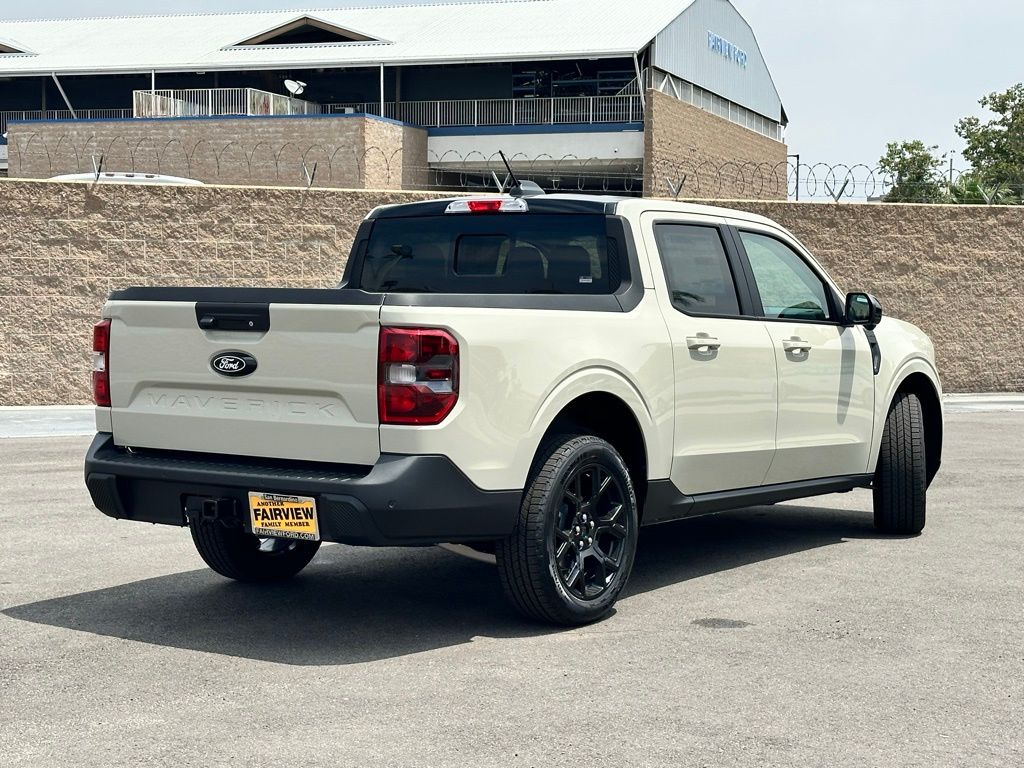 2025 Ford Maverick Lariat photo 3