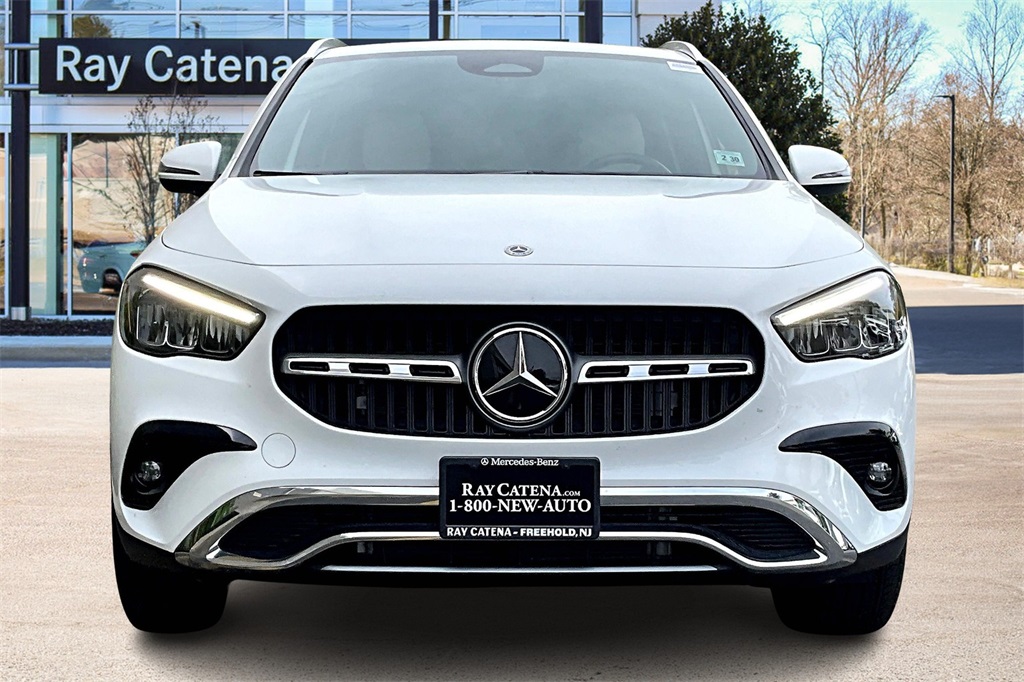 2025 Mercedes Benz GLA 250 4MATIC photo 3