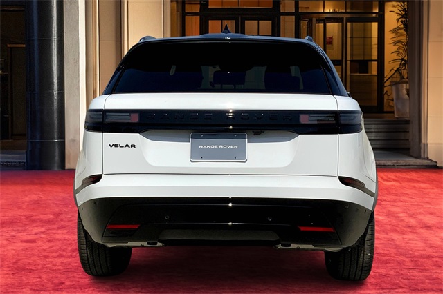 2026 Land Rover Range Rover Velar P250 Dynamic SE photo 4