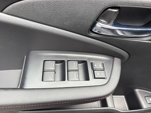 2025 Honda Ridgeline Black Edition photo 6