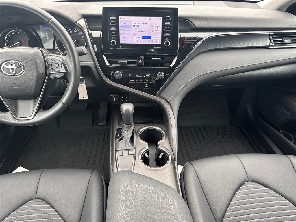 2023 Toyota Camry SE photo 23