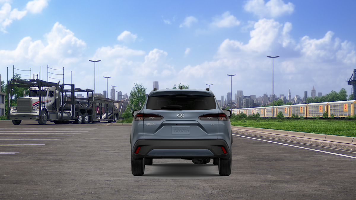 2026 Toyota Corolla Cross LE photo 4