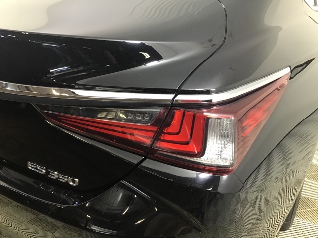 2020 Lexus ES 350 Premium photo 23