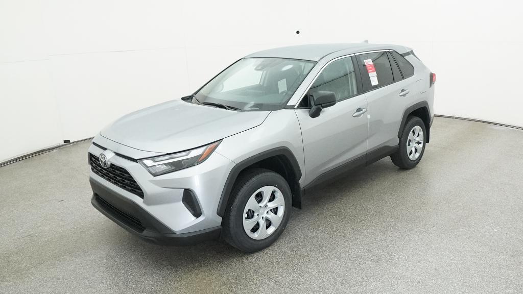 2025 Toyota RAV4 LE's photo