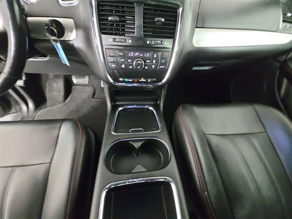 2018 Dodge Grand Caravan GT photo 10