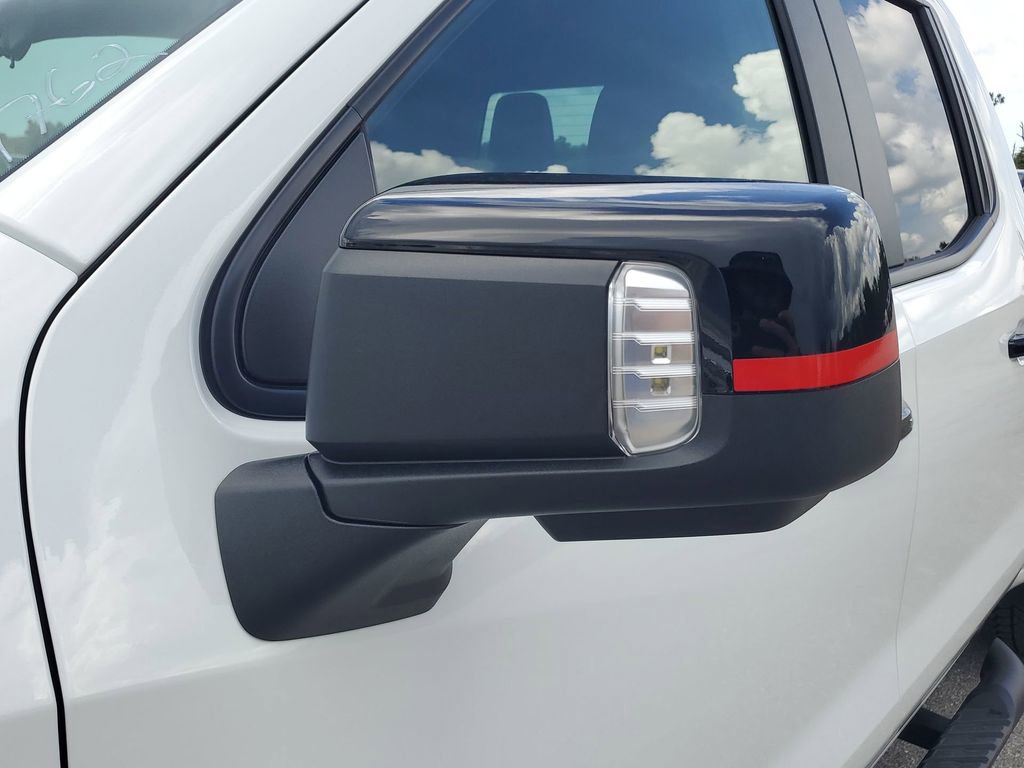 2025 Chevrolet Silverado 1500 RST photo 18