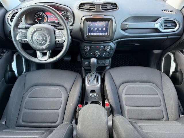 2021 Jeep Renegade Latitude photo 18
