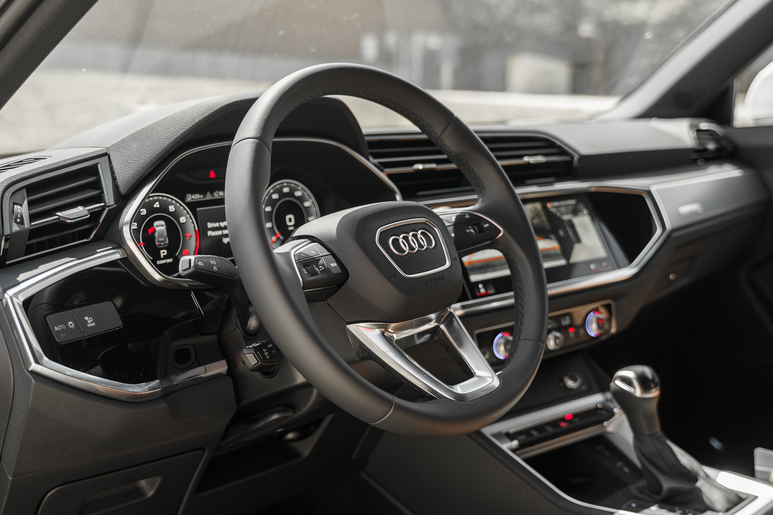 2025 Audi Q3 S line Premium Plus photo 7