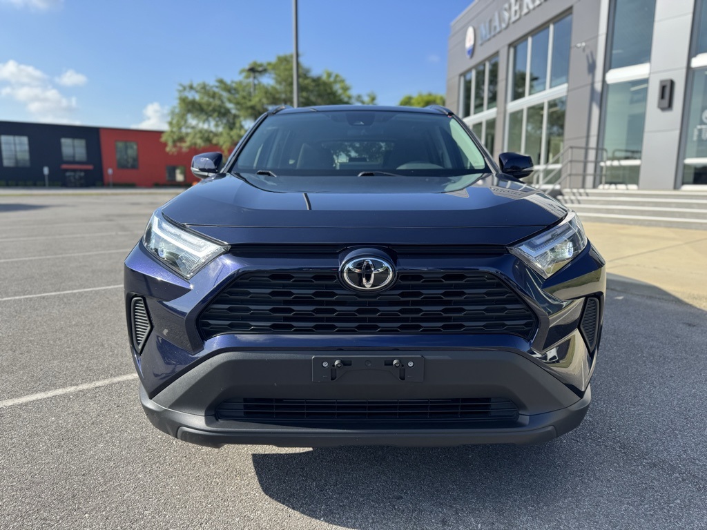 2024 Toyota RAV4 XLE photo 4