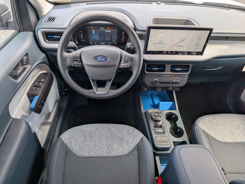 2025 Ford Maverick XLT photo 5