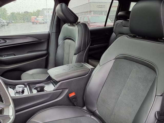 2025 Jeep Grand Cherokee Altitude X photo 6