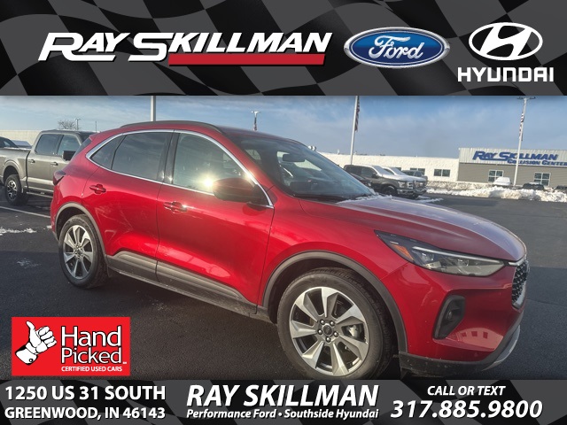 2025 Ford Escape Platinum's photo