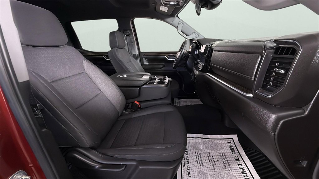 2024 Chevrolet Silverado 1500 LT photo 26