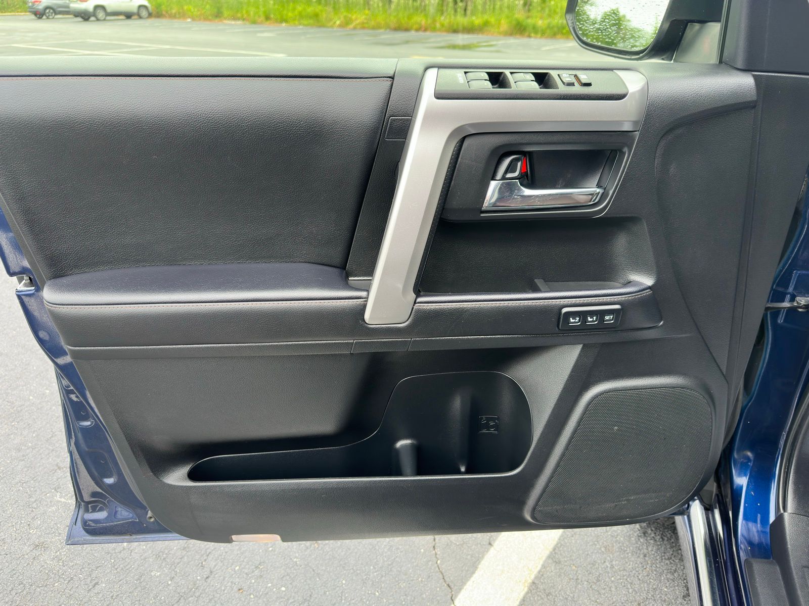 2022 Toyota 4Runner Limited photo 10