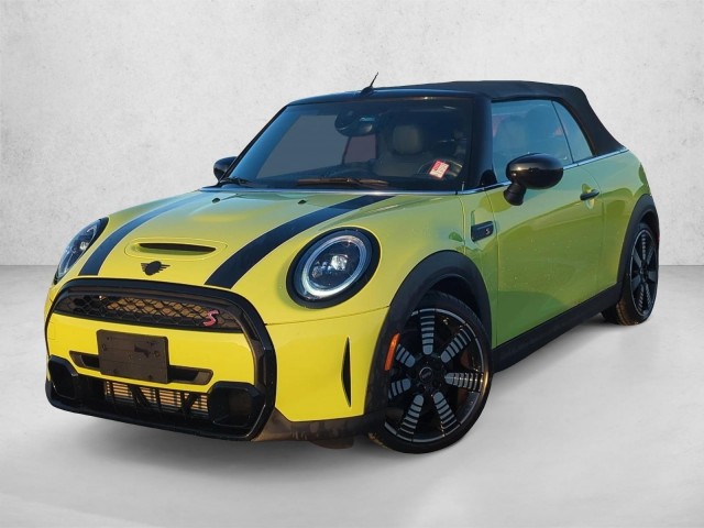 Pre-Owned 2024 MINI Convertible Cooper 2dr Car in Tampa #R3R80481