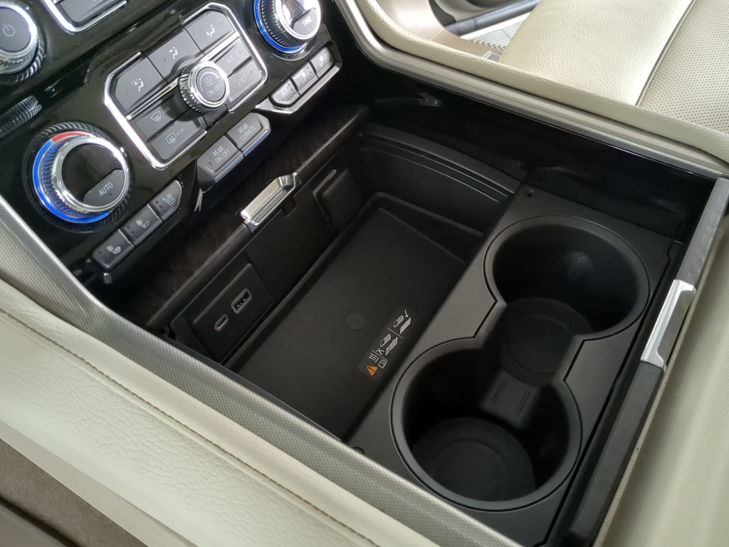 2021 Gmc Yukon Denali photo 24
