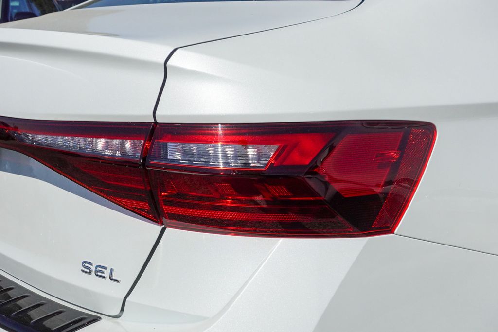 2025 Volkswagen Jetta 1.5T SEL photo 5