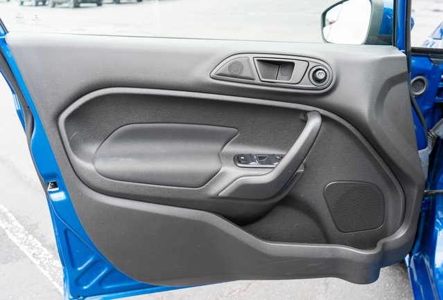 2018 Ford Fiesta SE photo 12