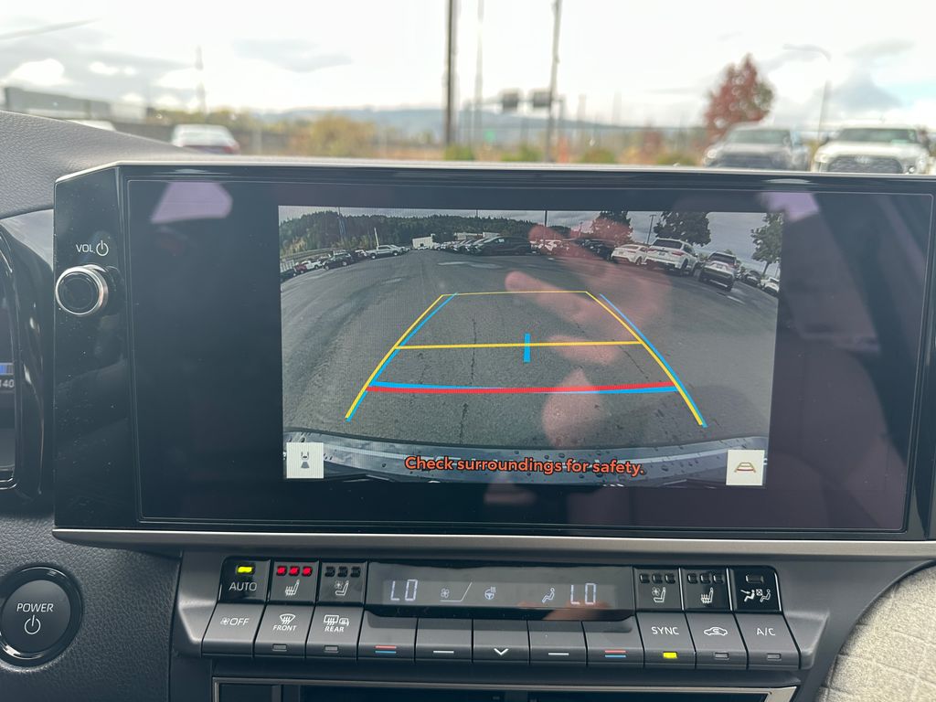 2025 Toyota Camry XLE photo 17