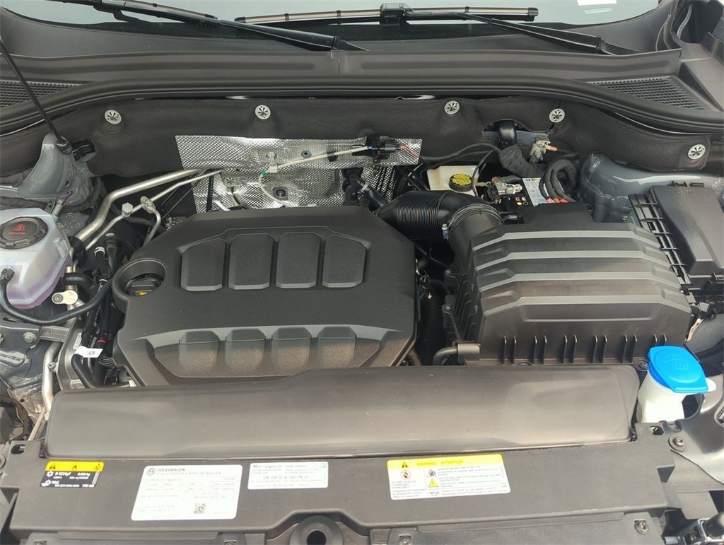 2025 Volkswagen Atlas Peak Edition SE photo 25