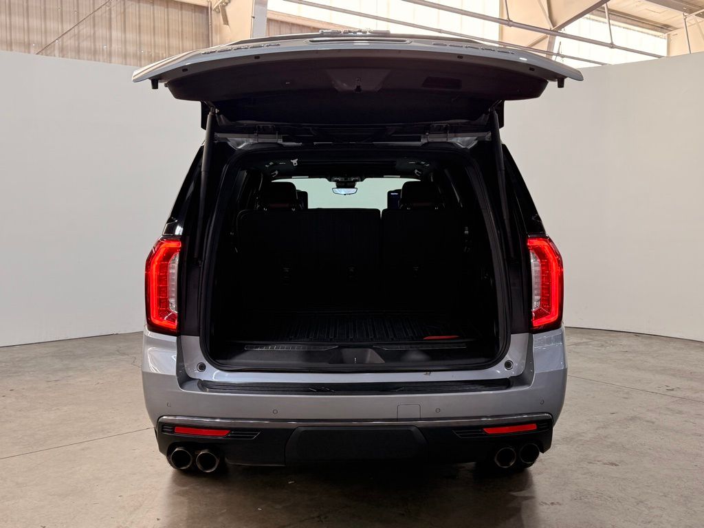 2023 Gmc Yukon XL Denali Ultimate photo 4