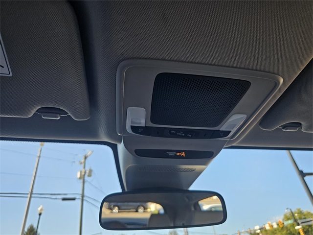 2025 Honda HR-V LX photo 28
