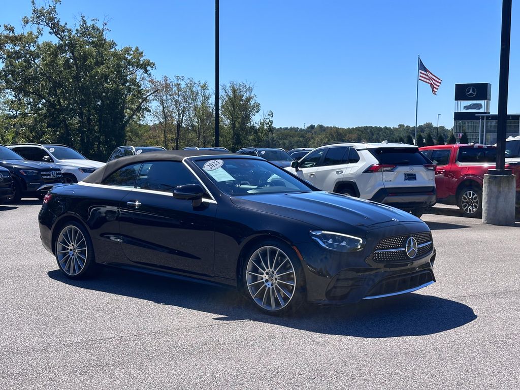 2023 Mercedes-Benz E-Class E450's photo