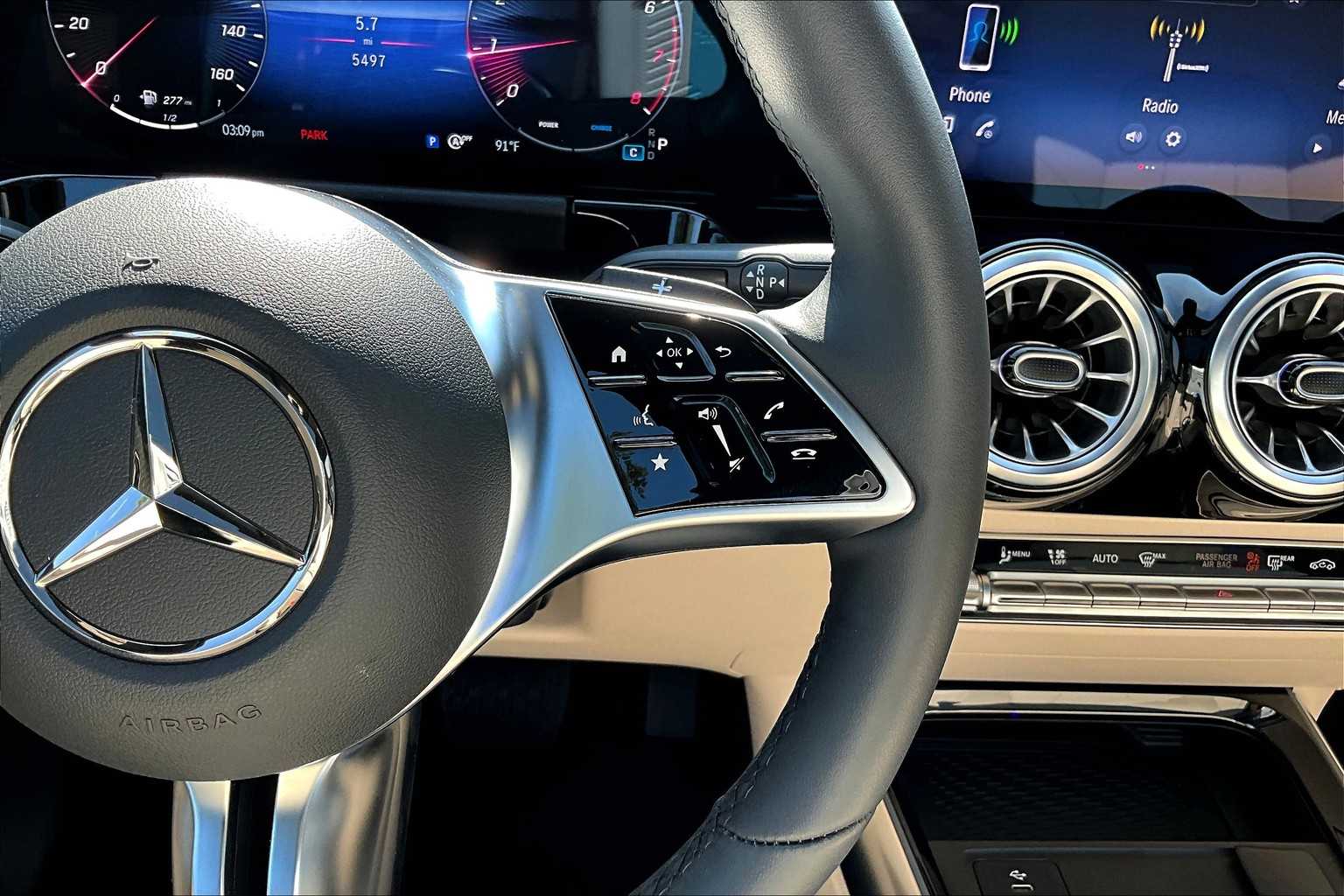 2025 Mercedes Benz GLA 250 4MATIC photo 22