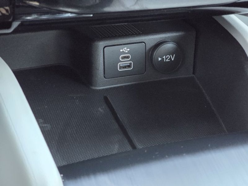 2025 Ford Escape Active photo 17