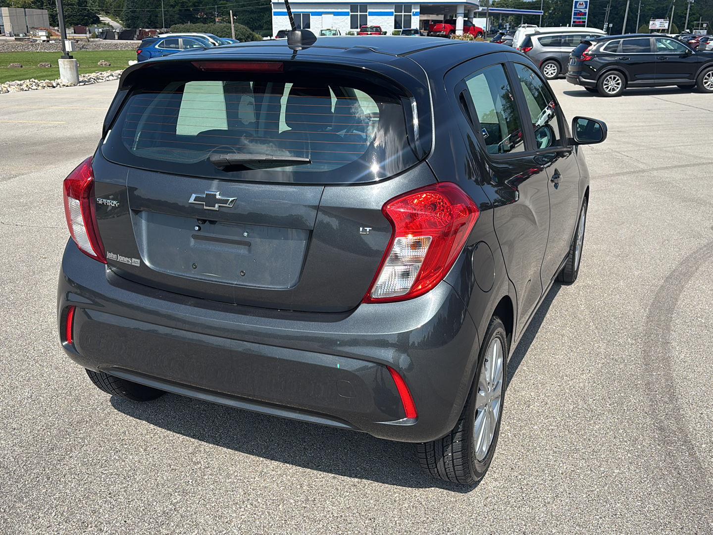 2017 Chevrolet Spark 1LT LT photo 16