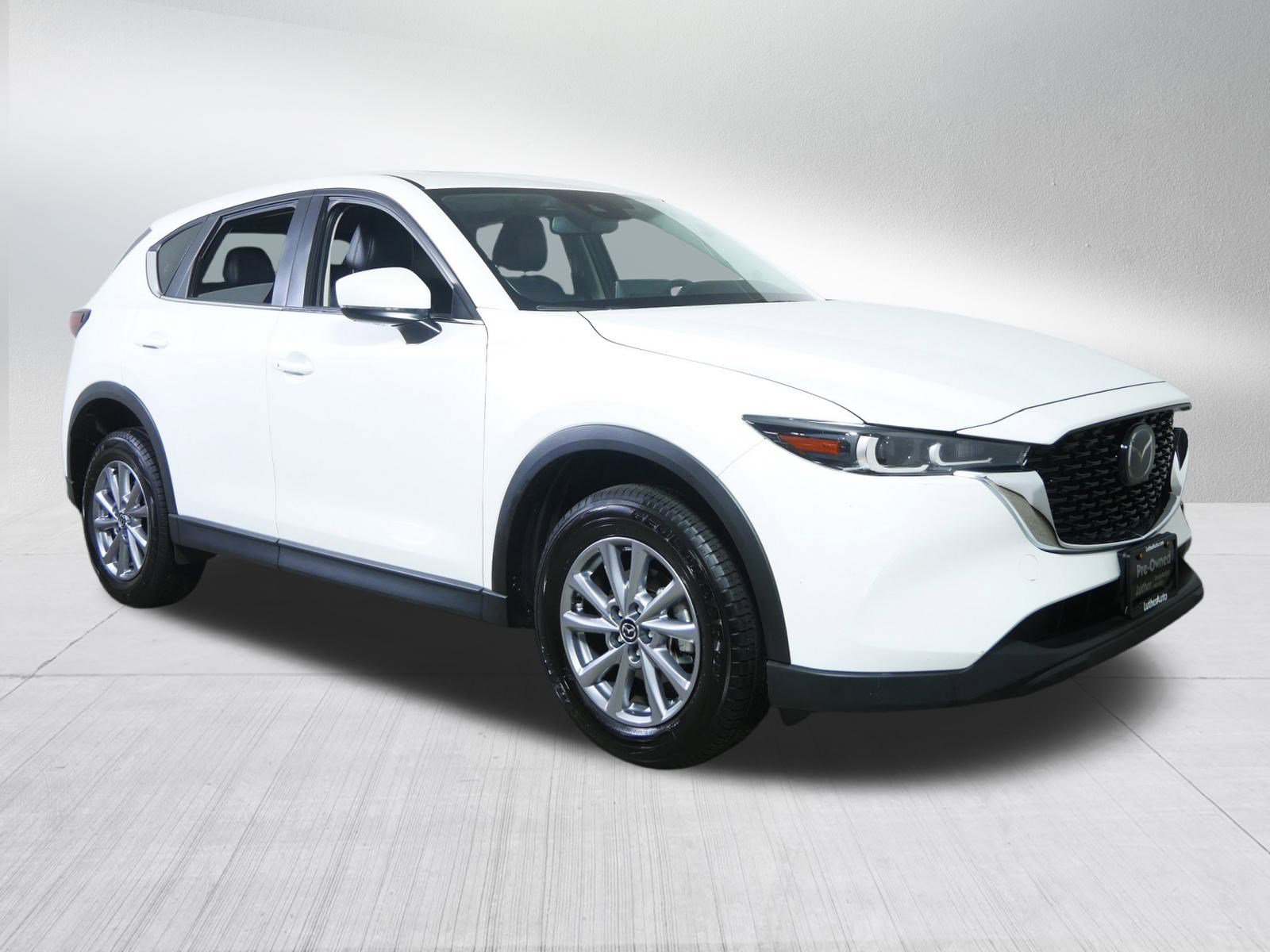 2023 Mazda CX-5 S Preferred package's photo