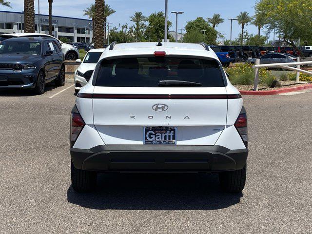 2025 Hyundai Kona SEL photo 4
