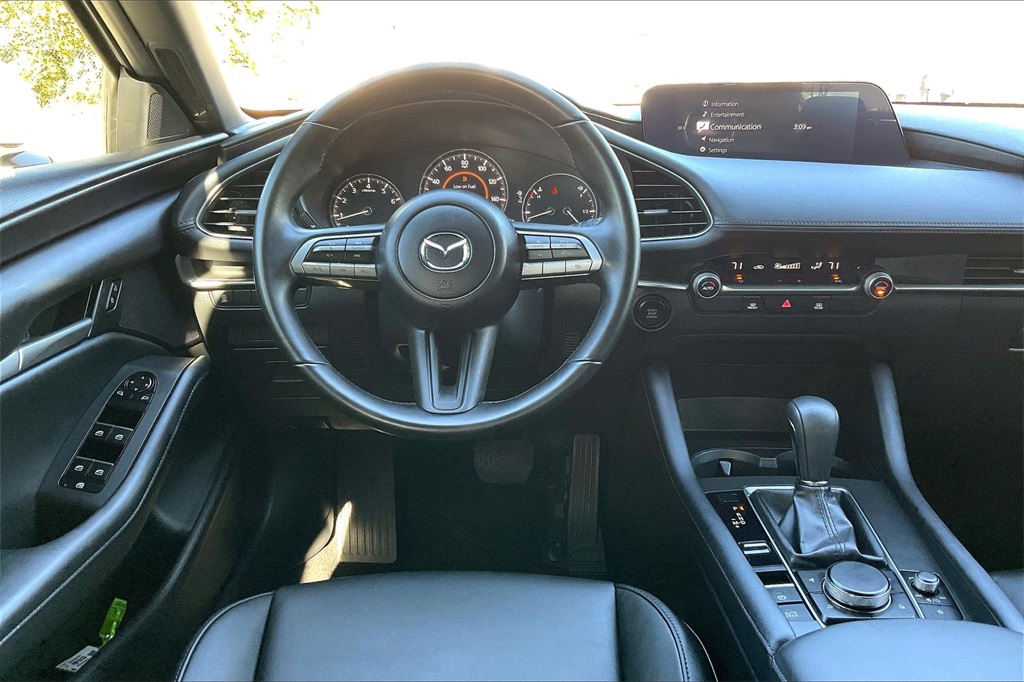 2023 Mazda Mazda3 Hatchback 2.5 Select photo 4