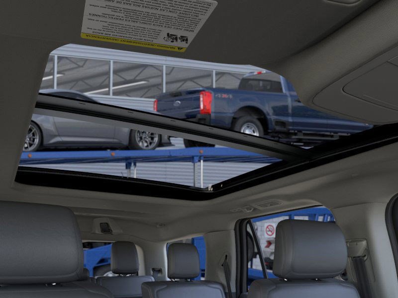 2025 Ford Expedition photo 20
