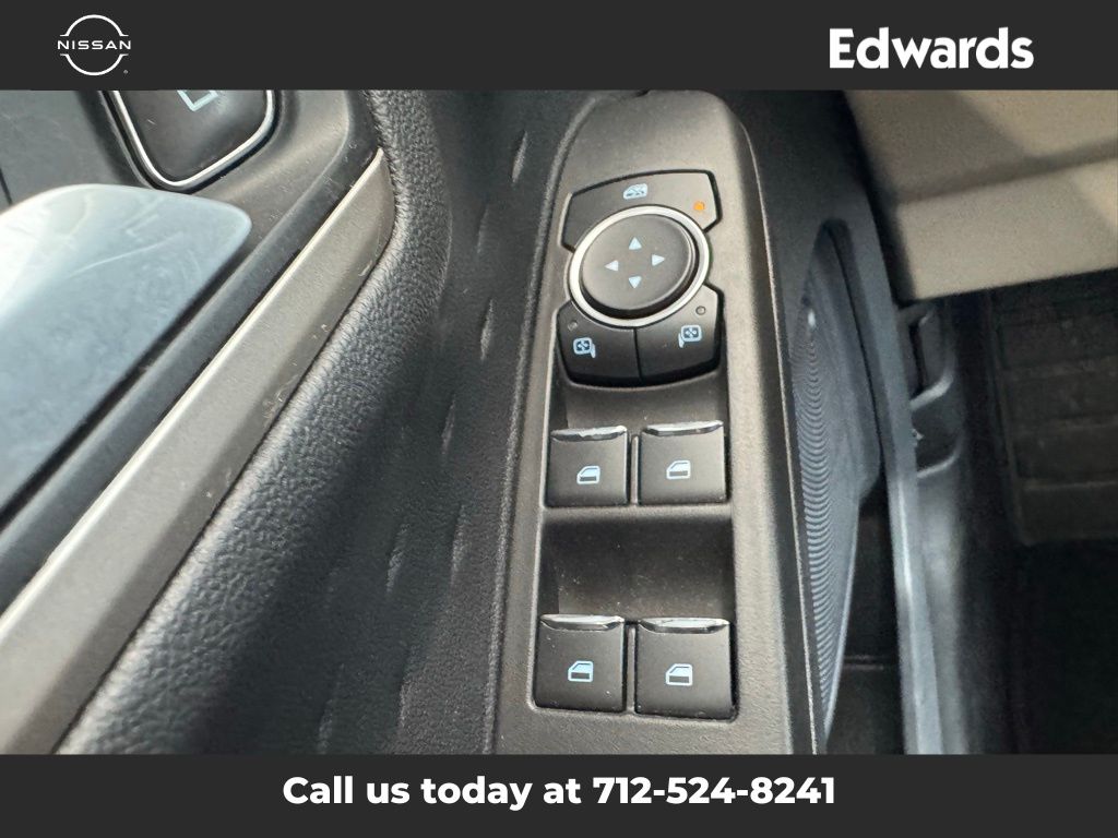 2020 Ford Escape SE photo 23