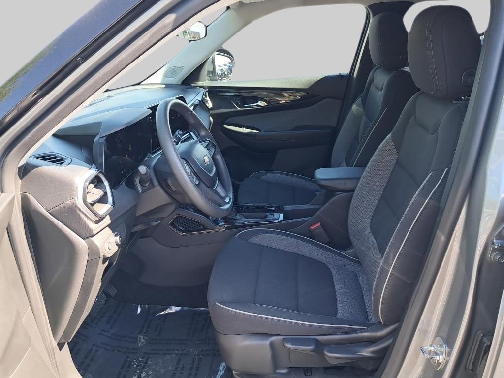 2024 Chevrolet Trailblazer LT photo 8