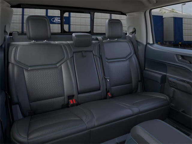 2025 Ford Maverick photo 8